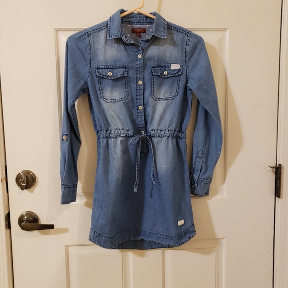 7 for All Mankind size Medium - Picture 1 of 8